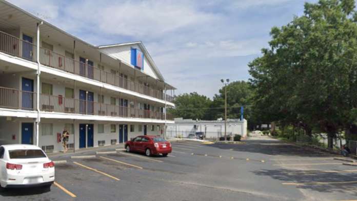 Motel 6 Greenville GSP Airport Parking