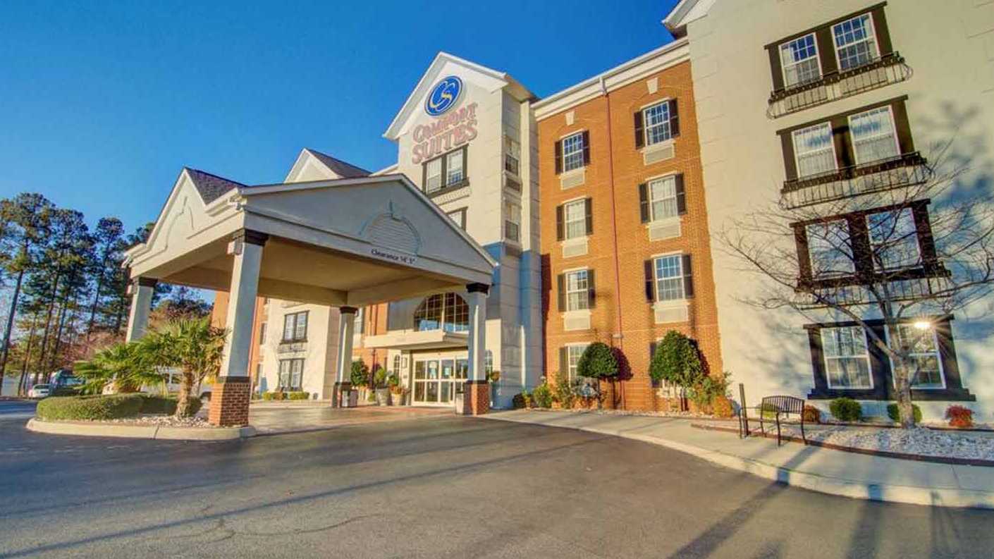 Comfort Inn Newport (PHF) Airport Parking