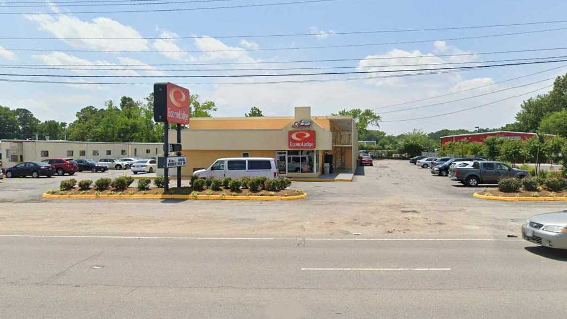 Econolodge - Norfolk (ORF) Airport Parking