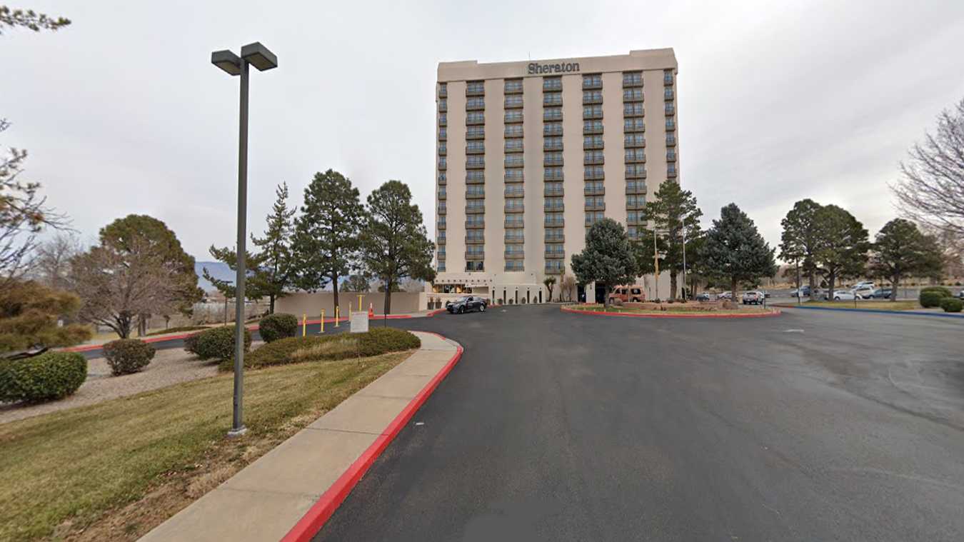 Sheraton Hotel ABQ Airport Parking