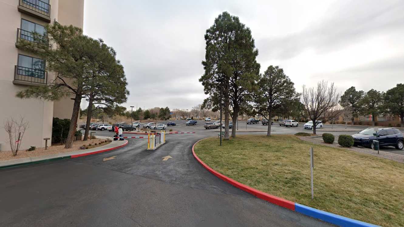 Sheraton Hotel ABQ Airport Parking