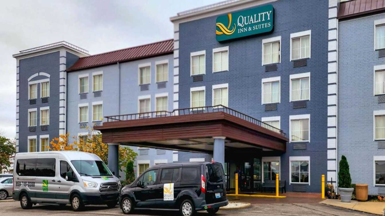 Quality Inn & Suites CVG Airport Parking