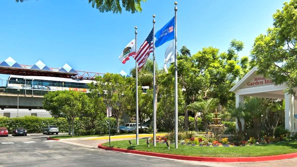 Hilton Garden Inn LAX El Segundo Airport Parking