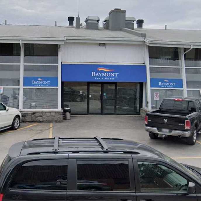 Baymont Inn & Suites YUL Airport Parking
