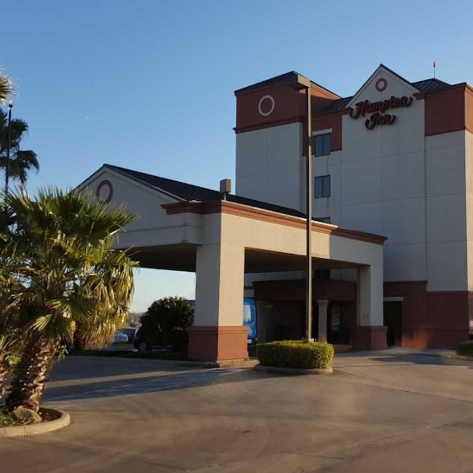 Hampton Inn Houston Hobby  Airport Parking