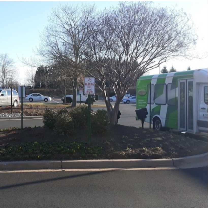 Holiday Inn Dulles Airport Parking