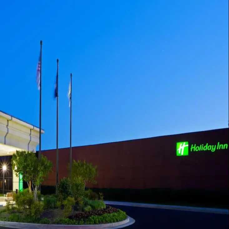 Holiday Inn Dulles Airport Parking