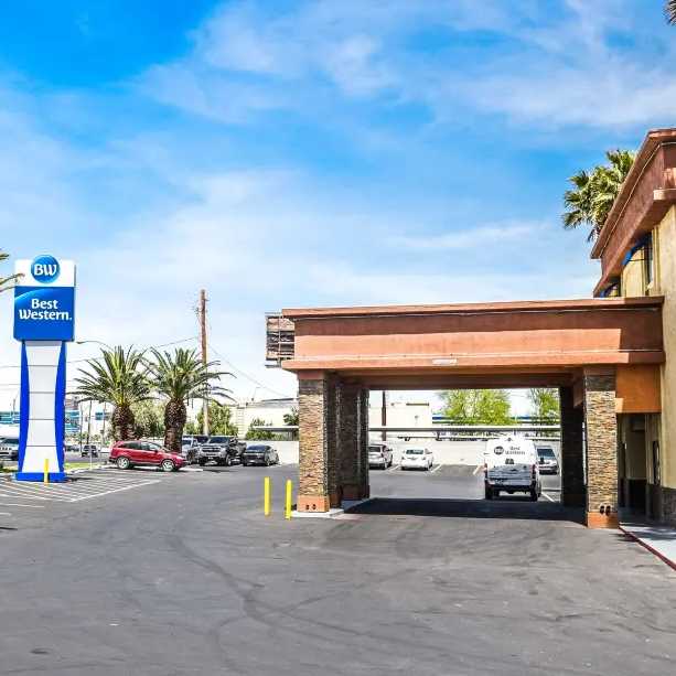 Best Western McCarran Inn Las Vegas Airport Parking
