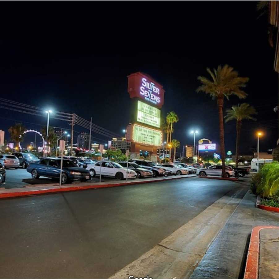 Silver Sevens Hotel & Casino Airport Parking
