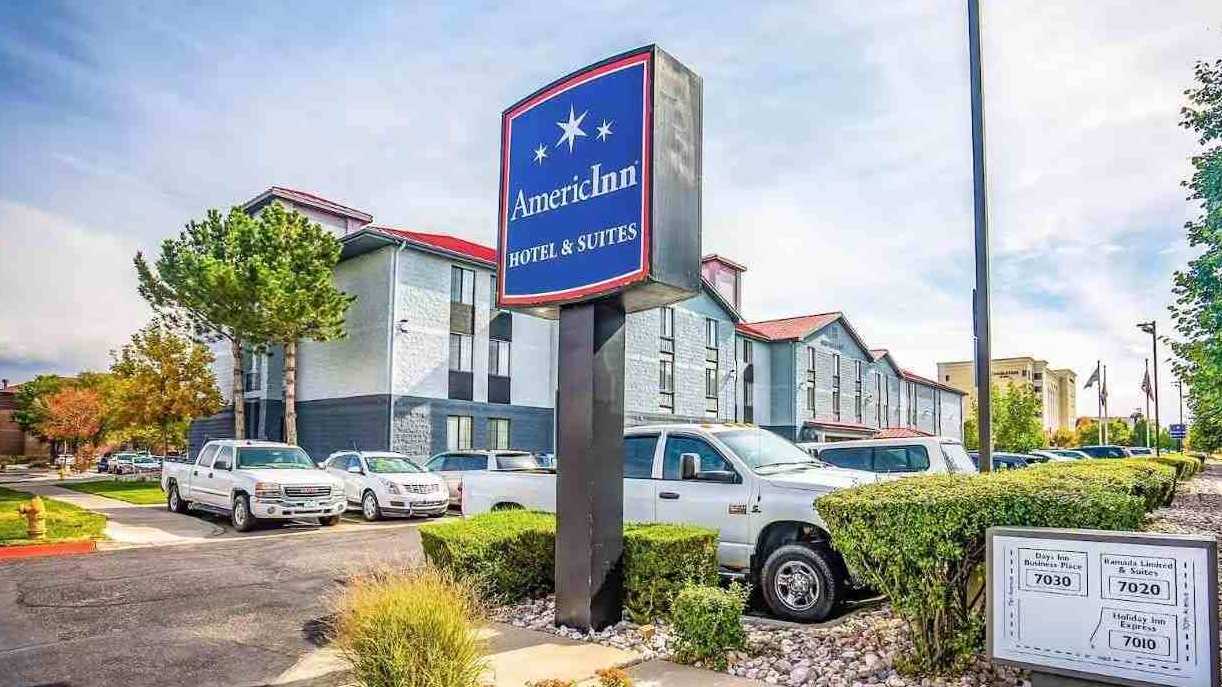 AmericInn Hotel Inn Suites Denver Airport Parking