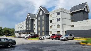 Country Inn & Suites Atlanta South Airport Parking