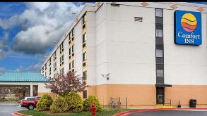 Comfort Inn DCA Airport Parking