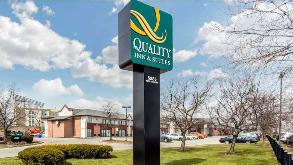 Quality Inn & Suites YYZ Airport Parking