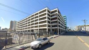 105 LAX Airport Parking