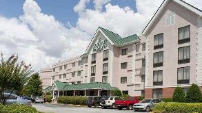 Country Inn & Suites ATL South Airport Parking