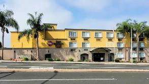 Best Western Plus Manhattan LAX Airport Parking