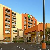 Holiday Inn Express & Suites PHX Airport Parking 