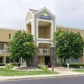 Days Inn by Wyndham CVG Airport Parking