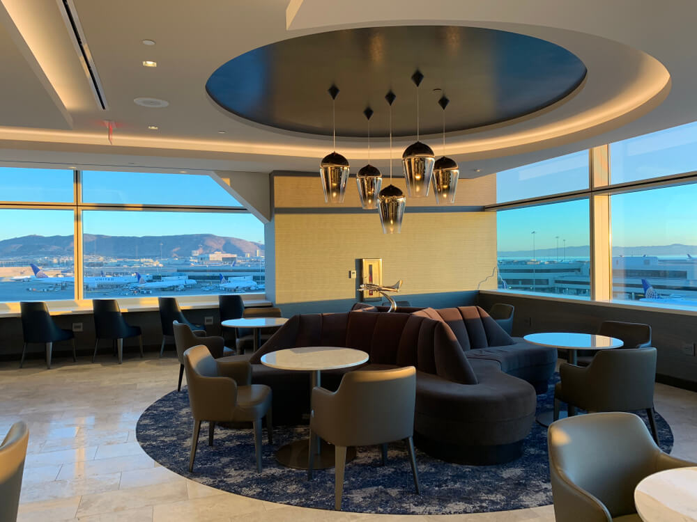 United Airlines Polaris Lounge