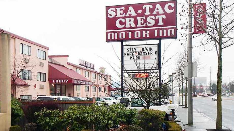 Crest Motor Inn SeattleTacoma International Airport Parking