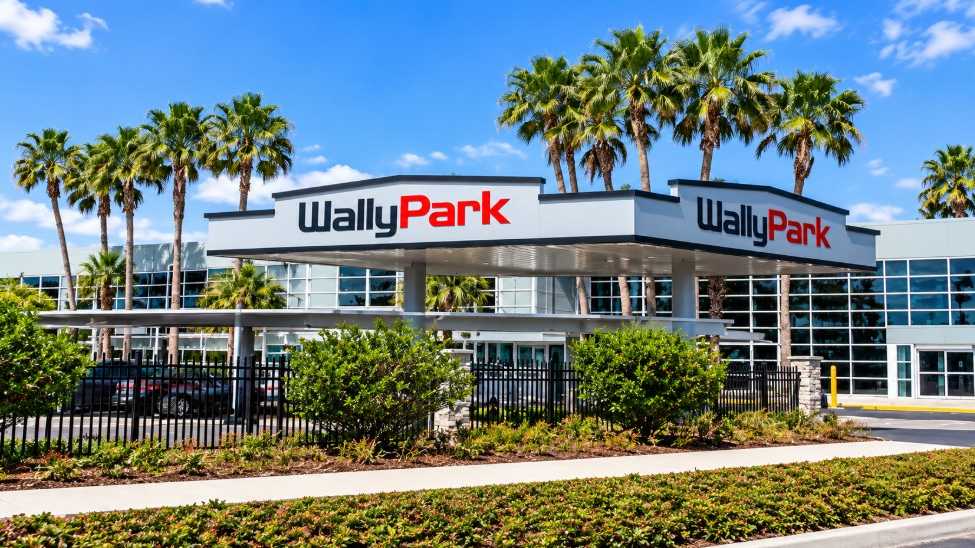 WallyPark JAX Airport Parking