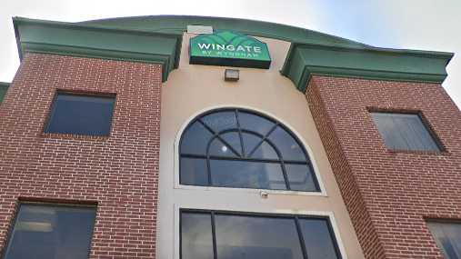 Wingate by Wyndham Houston Bush Intercontinental Airport Parking (No Shuttle)