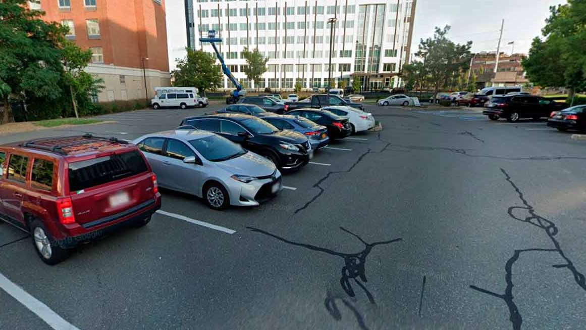 DoubleTree Boston Logan BOS Airport Parking - FREE SHUTTLE