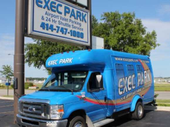 ExecPark Milwaukee Airport Parking