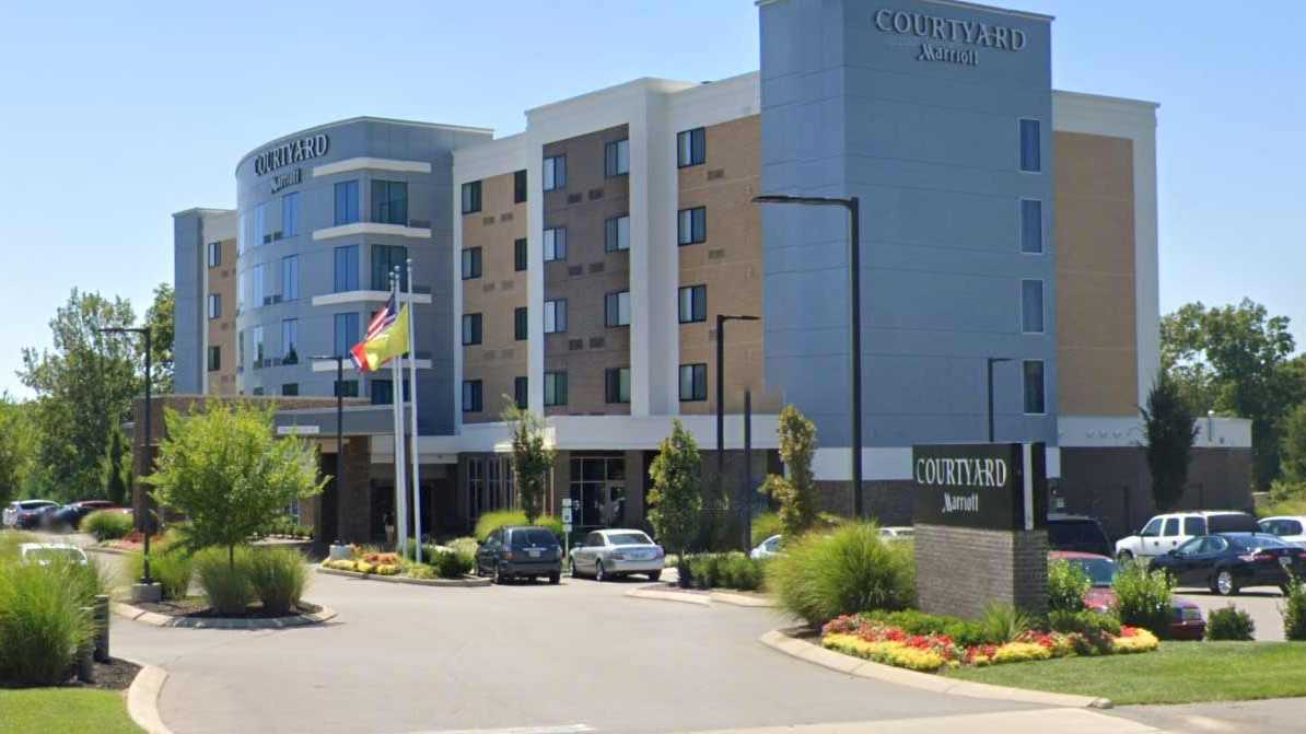 Courtyard by Marriott BNA Airport Parking (No Shuttle)