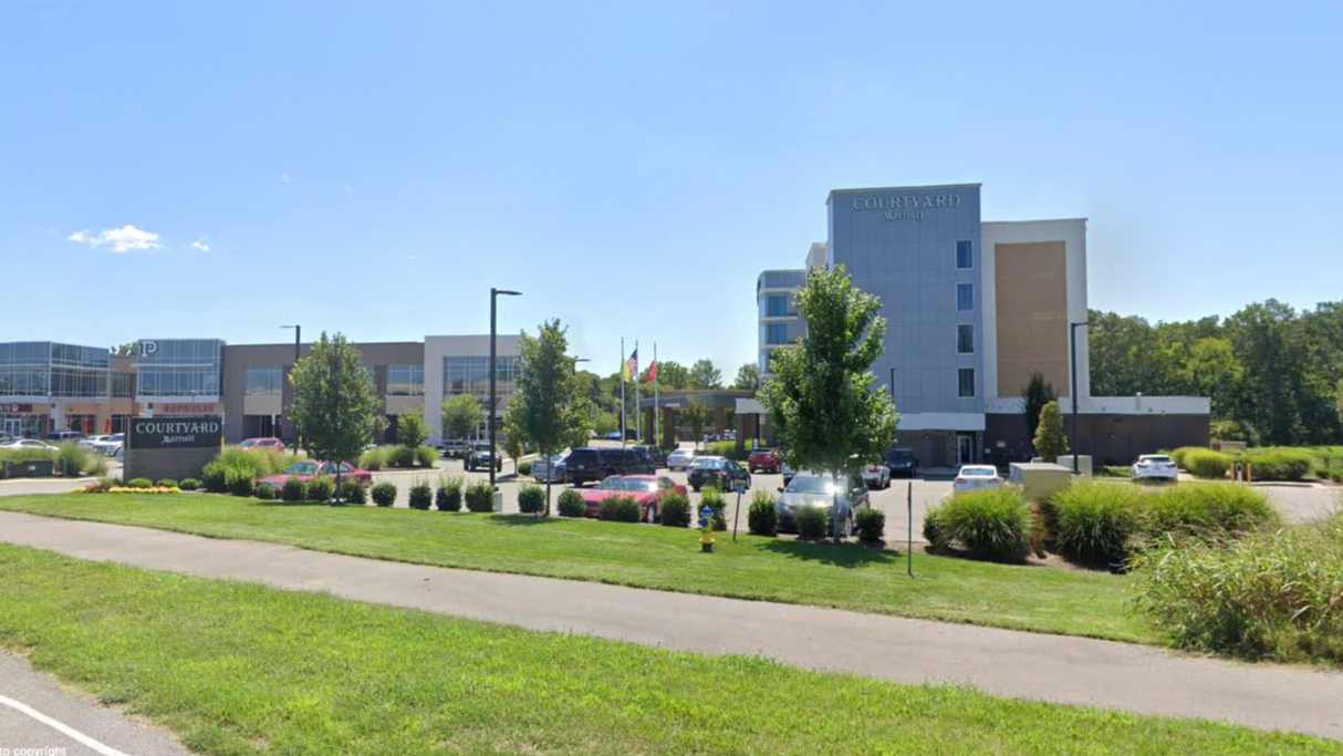 Courtyard by Marriott BNA Airport Parking (No Shuttle)