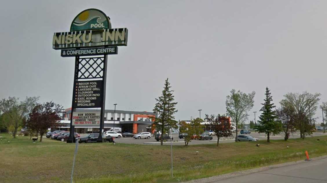 Nisku Inn & Conference Centre- YEG Airport Parking