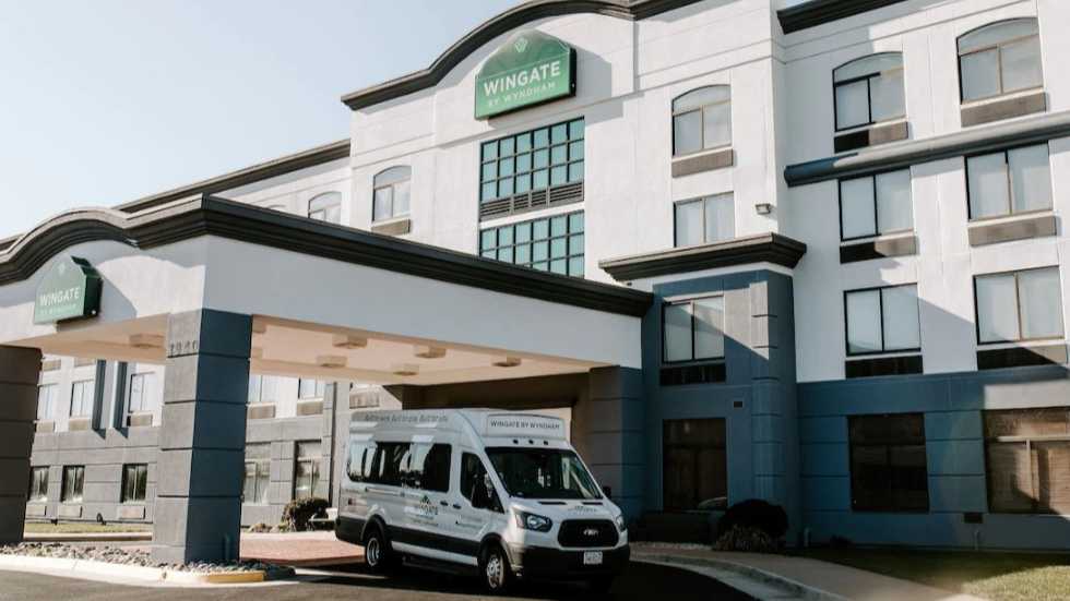 Wingate by Wyndham IAD Airport Parking