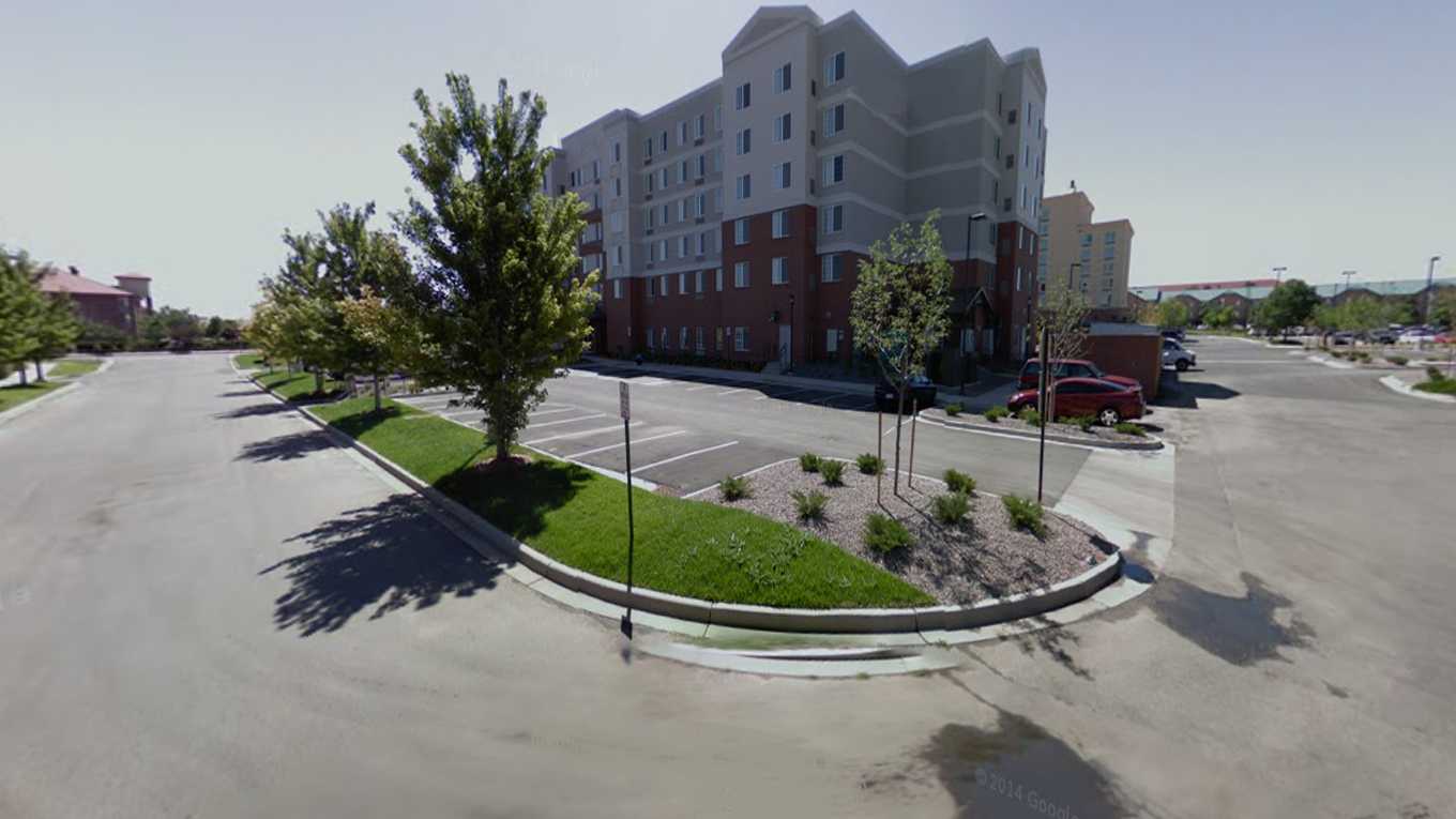 Staybridge Suites Denver Airport Parking