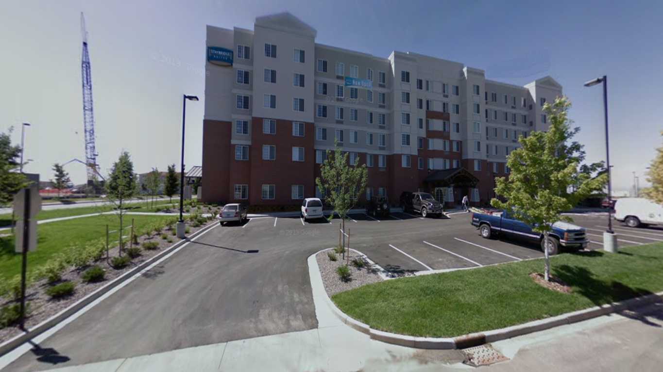 Staybridge Suites Denver Airport Parking