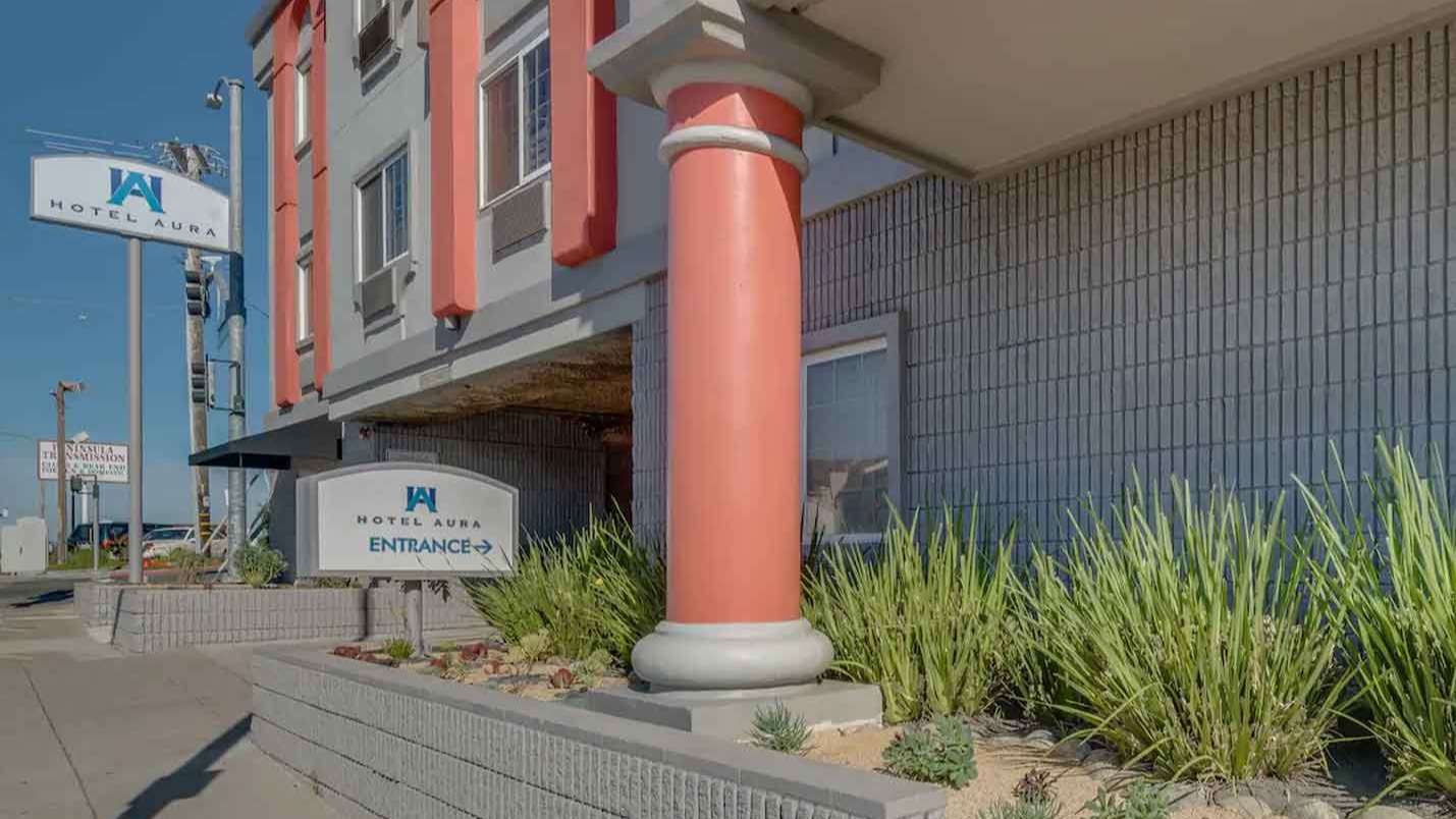 Hotel Aura SFO Airport Parking