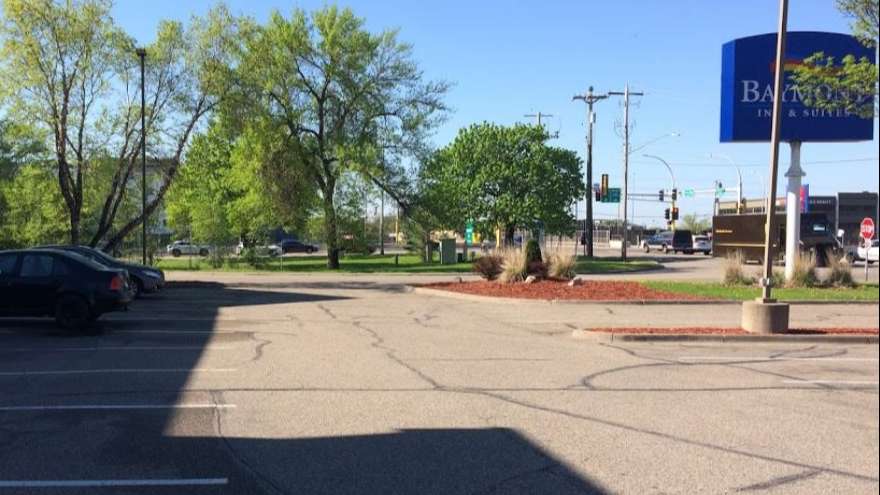 Baymont by Wyndham Bloomington MSP Airport Parking