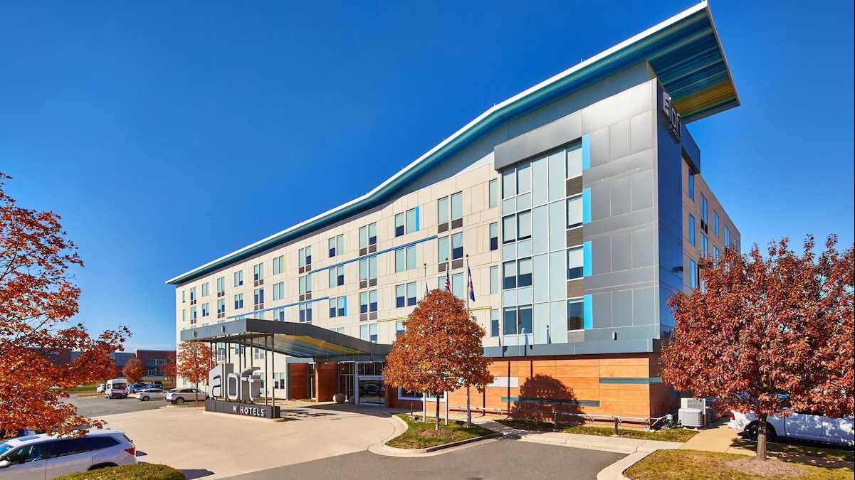 Aloft North IAD Airport Parking