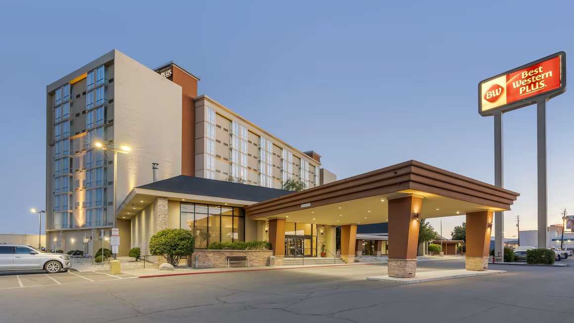 Best Western Plus RNO Airport Parking