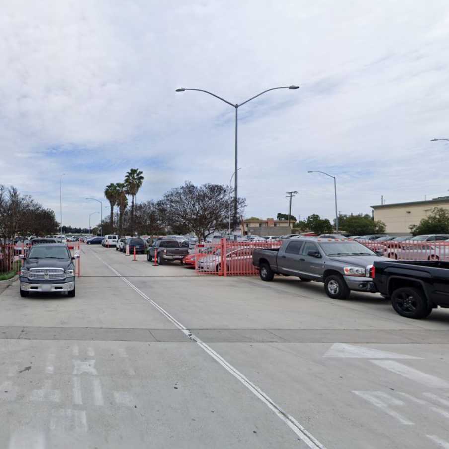 UVP LAX Airport Parking