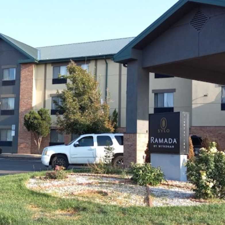 Sylo Hotel Denver Airport Parking , a Ramada by Wyndham
