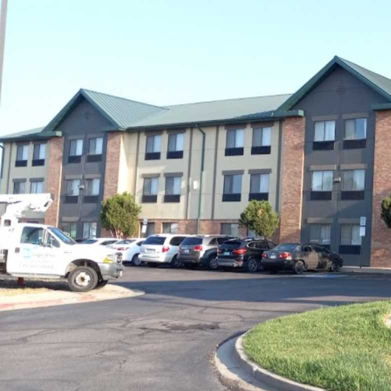 Sylo Hotel Denver Airport Parking , a Ramada by Wyndham