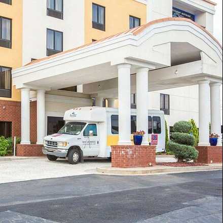 Comfort Suites Atlanta Airport Parking