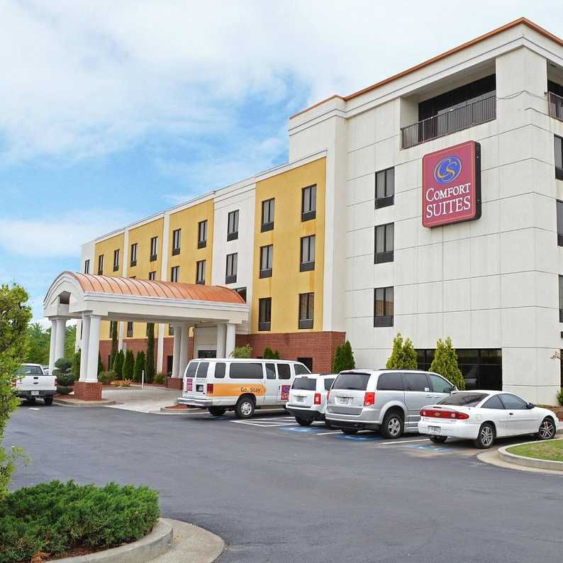 Comfort Suites Atlanta Airport Parking
