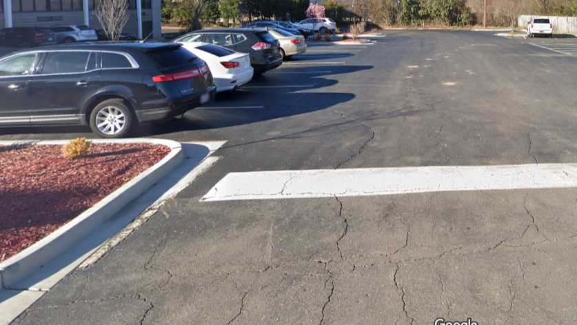 Ramada Charlotte Airport Hotel Parking