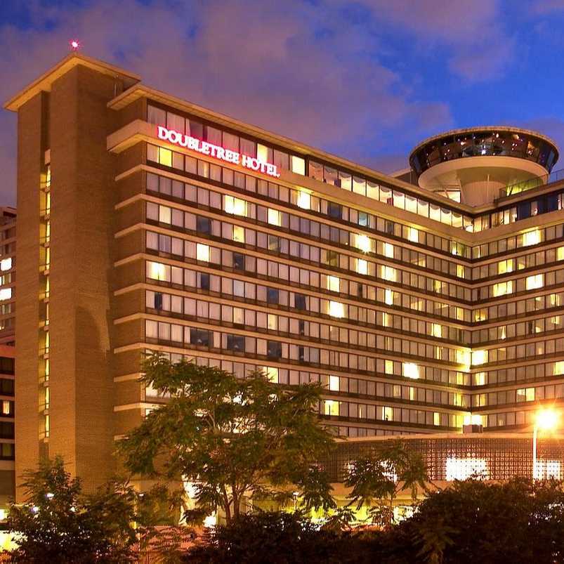 Doubletree Hotel DCA Crystal City Airport Parking