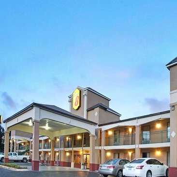 Super 8 Jackson Airport Parking