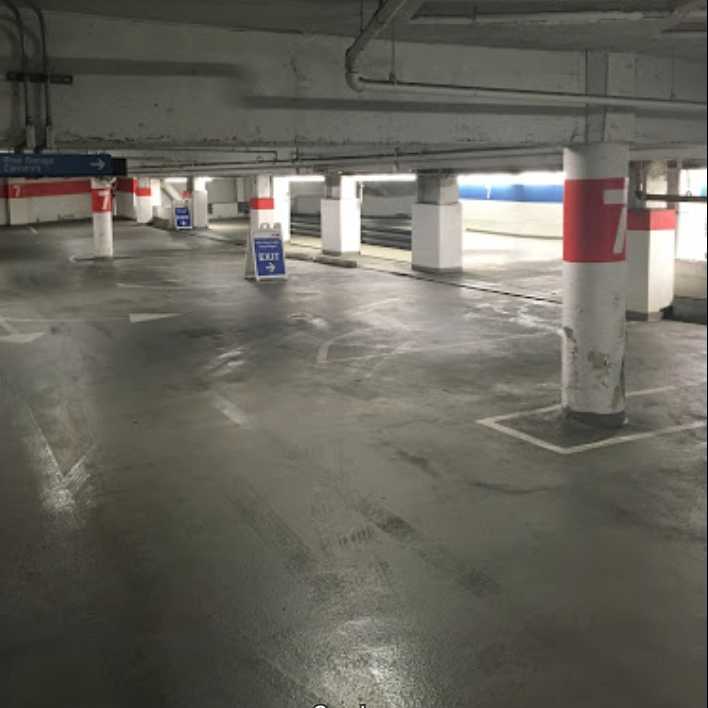 33 Arch St Parking