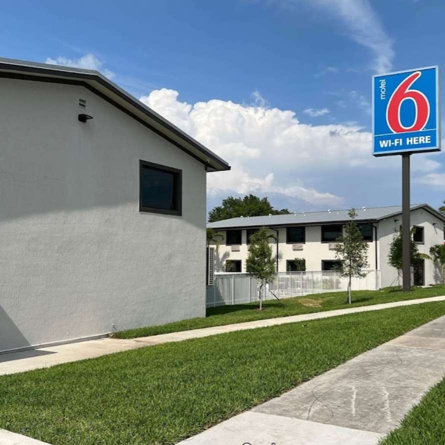 Motel 6 Fort Lauderdale Airport Parking
