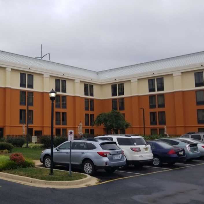 Comfort Inn Suites NCL Airport Parking 