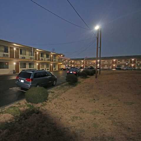Royal Inn CLT Airport Parking